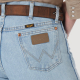 Джинсы мужские WRANGLER 13MWZ Bleach Indigo