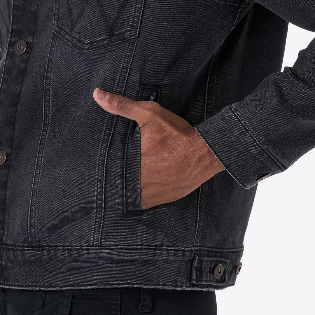 Куртка джинсовая  WRANGLER TRUCKER JACKET BLACK